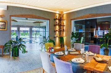 Фото номера Вилла с собственным бассейном Виллы Villa R г. Минск 14