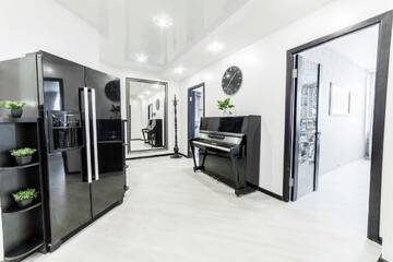 Фото номера Апартаменты с 2 спальнями Апартаменты MGApartments 3 rooms Miasnikova sq. VIP г. Минск 9