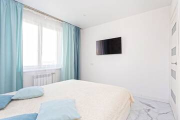Фото номера Апартаменты с балконом Апартаменты Lux Apart г. Минск 2