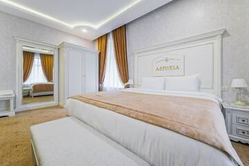 Фото номера Стандартный семейный номер Отель Astoria Boutique Hotel г. Минск 4