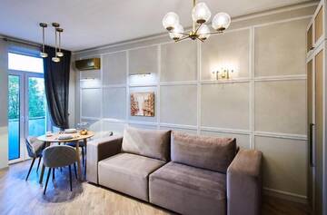 Фото номера Апартаменты Апартаменты SO Retreat to a Quiet Leafy Street near the Buzz of Downtown г. Минск 47