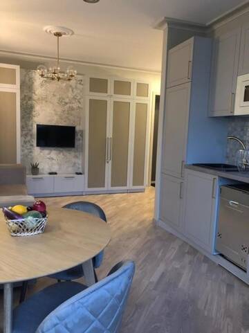Фото номера Апартаменты Апартаменты SO Retreat to a Quiet Leafy Street near the Buzz of Downtown г. Минск 38