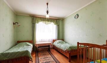 Фото номера Дом с 4 спальнями Дома для отпуска Kottedzh Semeinyi г. Минск 17