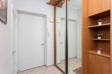 Фото номера Апартаменты - проспект Независимости, 53 Апартаменты Apartments on Ploscha Yakuba Kolasa г. Минск 45