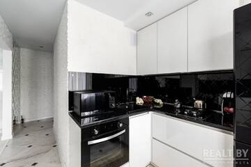Фото номера Улучшенные апартаменты Апартаменты LUX APARTMENT ON BIRUZOVA г. Минск 17