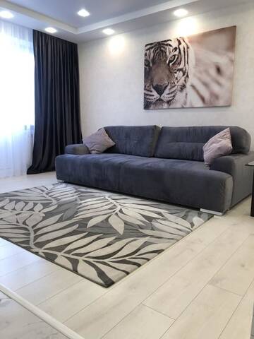 Фото номера Улучшенные апартаменты Апартаменты LUX APARTMENT ON BIRUZOVA г. Минск 14