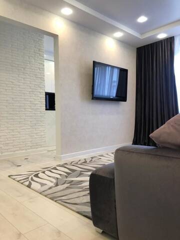 Фото номера Улучшенные апартаменты Апартаменты LUX APARTMENT ON BIRUZOVA г. Минск 34