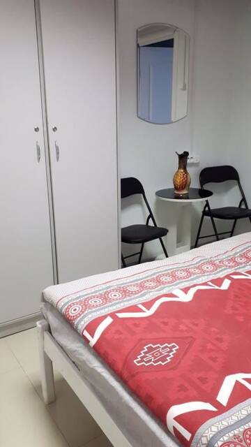 Фото номера Двухместный номер с 1 кроватью и общей ванной комнатой Хостелы Hostel CUBA г. Минск 3