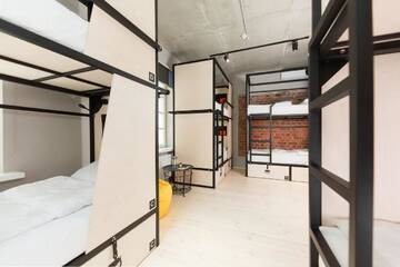 Фото номера Кровать в общем 8-местном номере для мужчин и женщин Хостелы Hostel Urban г. Минск 5