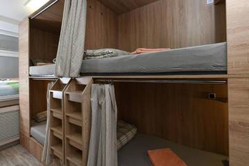 Фото номера Односпальная кровать в общем мужском номере Хостелы Minsk City Hostel (Минск Сити Хостел) г. Минск 8