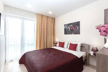 Фото Апартаменты Molnar Apartments Griboedova 1 г. Минск 1