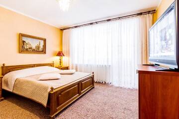 Фото Апартаменты Molnar Apartments Nemiga 8 г. Минск 1