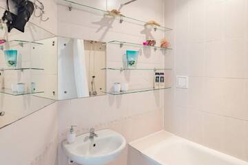 Фото номера Апартаменты Апартаменты PaulMarie Apartments on Kozlova Street г. Минск 11