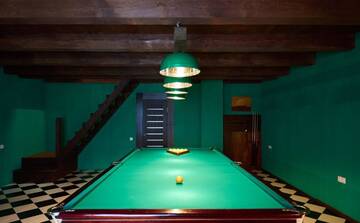 Фото номера Коттедж с 6 спальнями Дома для отпуска House with Sauna and Pool г. Минск 19