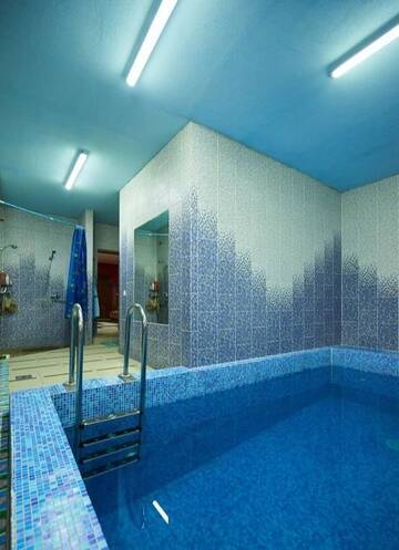 Фото номера Коттедж с 6 спальнями Дома для отпуска House with Sauna and Pool г. Минск 21