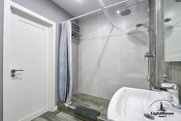 Фото номера Апартаменты с 2 спальнями Апартаменты LightHouse Apart Рубенс г. Минск 47