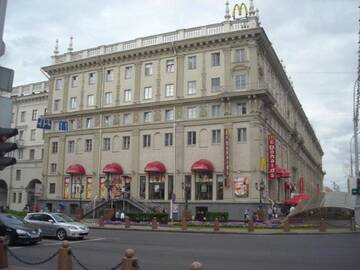 Фото номера Улучшенные апартаменты Апартаменты PaulMarie Apartments on Nezavisimosty г. Минск 15