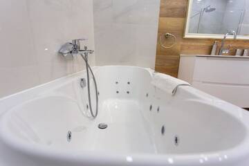 Фото номера Апартаменты с 1 спальней Апартаменты Minsklux Apartment on Nezavisimosty ave.13 г. Минск 61