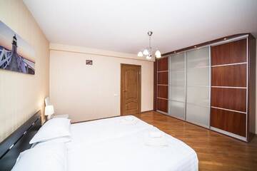 Фото номера Апартаменты с видом на озеро Апартаменты VGOSTI apartment COMFORT г. Минск 42