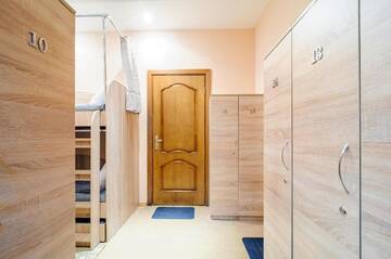 Фото номера Спальное место на двухъярусной кровати в общем номере для мужчин и женщин Хостелы Хостел у Вокзала г. Минск 19
