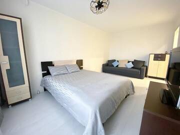 Фото номера Улучшенные апартаменты Апартаменты Apartments BeHappy Bogdanovicha 53 г. Минск 18