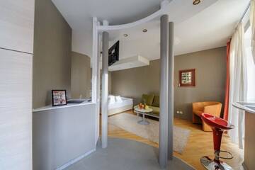 Фото номера Апартаменты с балконом Апартаменты Apart in center near Hotel Europa г. Минск 8