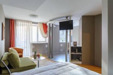 Фото номера Апартаменты с балконом Апартаменты Apart in center near Hotel Europa г. Минск 9
