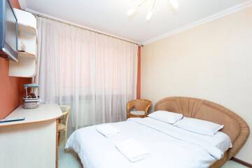 Фото номера Улучшенный семейный номер Апартаменты Apartland Romanovskaya Sloboda г. Минск 6