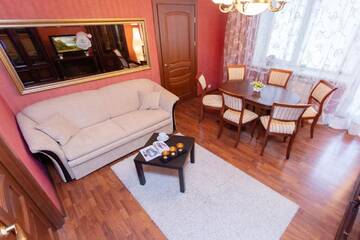 Фото номера Улучшенный семейный номер Апартаменты Apartland Romanovskaya Sloboda г. Минск 11