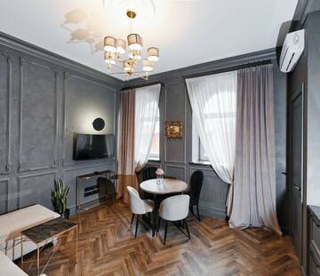 Фото Апартаменты SO Fabulous apt in heart of historical downtown г. Минск 4