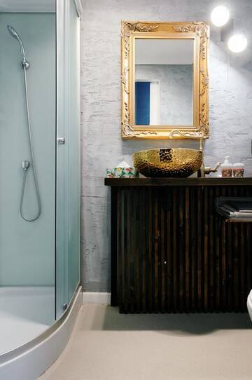 Фото номера Апартаменты Апартаменты SO Lovely apt in heart of historical downtown г. Минск 15