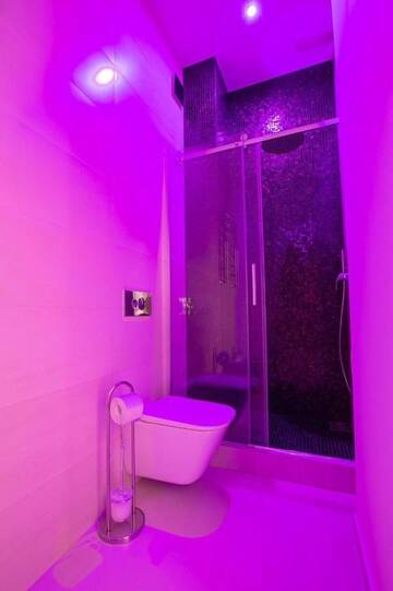Фото Апартаменты Luxury apartment in the center with two bedrooms and baths г. Минск 4