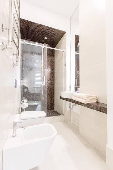 Фото номера Апартаменты с 2 спальнями Апартаменты Luxury apartment in the center with two bedrooms and baths г. Минск 17