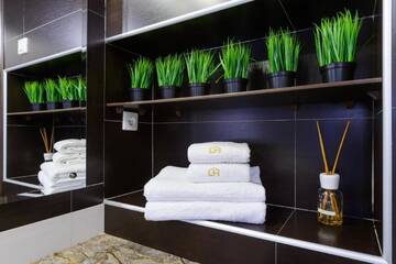 Фото номера Дом с 5 спальнями Дома для отпуска HOME APART DOM г. Минск 15