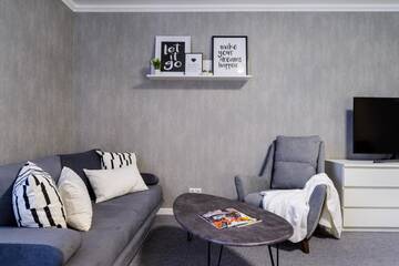 Фото номера Дом с 5 спальнями Дома для отпуска HOME APART DOM г. Минск 30