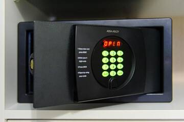 Фото номера Дом с 5 спальнями Дома для отпуска HOME APART DOM г. Минск 33