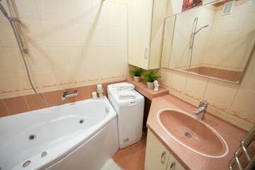 Фото номера Апартаменты с 1 спальней и гидромассажной ванной Апарт-отели Jacuzzi Grand Apartments Исторический центр Немига г. Минск 14