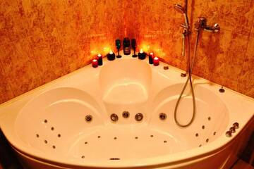 Фото номера Апартаменты с 1 спальней Апарт-отели JACUZZI Grand ApartComplex Prestige Centre, Минск - центр города г. Минск 29