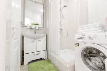 Фото номера Апартаменты с 3 спальнями Апартаменты KARL MARKS str 3 bedrooms apartments(center) г. Минск 16