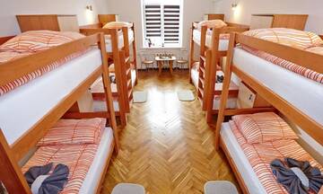 Фото номера Кровать в общем 8-местном номере Отели типа «постель и завтрак» Smart Inn г. Минск 6