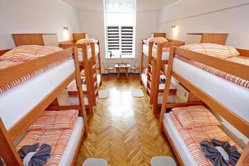 Фото номера Кровать в общем 8-местном номере Отели типа «постель и завтрак» Smart Inn г. Минск 10