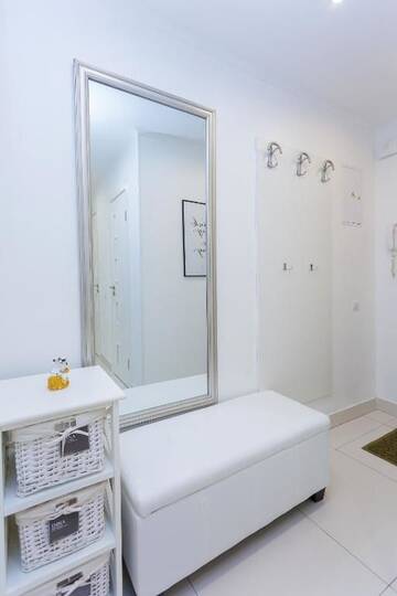 Фото номера Апартаменты с 2 спальнями - улица Городской Вал, 9, кв. 6 Апартаменты Central Minsk Apartments г. Минск 16