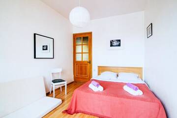 Фото номера Апартаменты с 2 спальнями и балконом Апартаменты 33 Apartments г. Минск 7