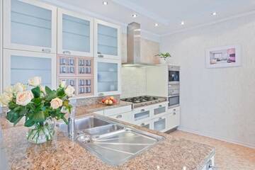 Фото номера Улучшенные апартаменты с 2 спальнями (6 взрослых) Апартаменты 33 Apartments г. Минск 9