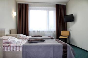 Фото номера Стандартный трехместный номер Отель IT Time Hotel г. Минск 4