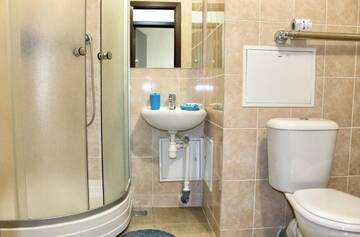 Фото номера Стандартный трехместный номер Отель East Time Hotel г. Минск 6
