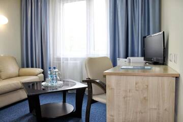 Фото номера Люкс Отель East Time Hotel г. Минск 2