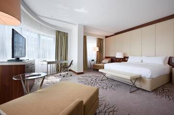 Фото номера Полулюкс Отель Renaissance Minsk Hotel г. Минск 2