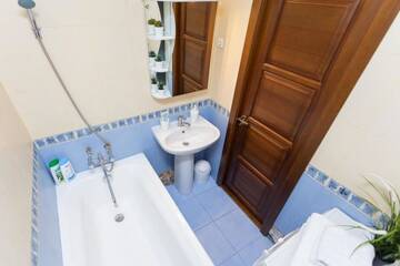 Фото номера Апартаменты Делюкс Апартаменты 2-rooms Apartament Nemiga str 12 г. Минск 51