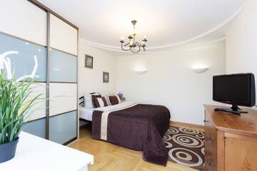 Фото номера Апартаменты Делюкс Апартаменты 2-rooms Apartament Nemiga str 12 г. Минск 13